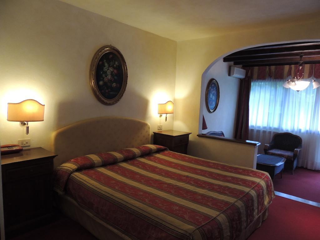 Villa Country Relais I Due Laghi Anguillara Sabazia Habitación foto